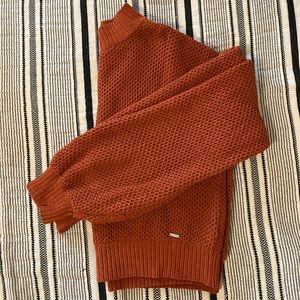 Hollister sweater